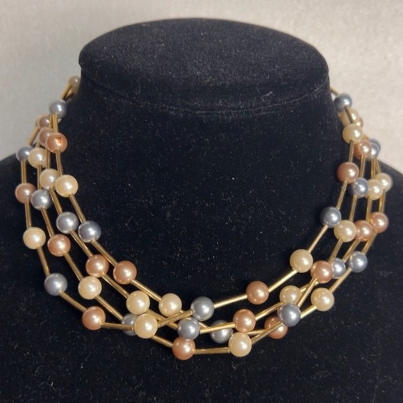 Vintage 80s Avon Floating Pearl Necklace 4 Strands Gold gray mauve cream 16" - Picture 3 of 12